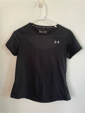 Under Armour Women’s Black Short Sleeve Athletic Tee